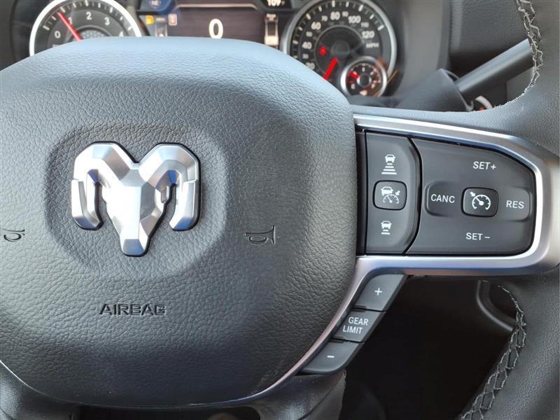 RAM 2500 Tradesman Crew Cab SWB 4WD 2027