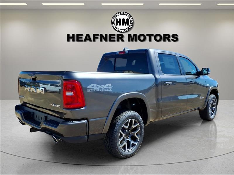 RAM 1500 Laramie Crew Cab SWB 4WD 2027