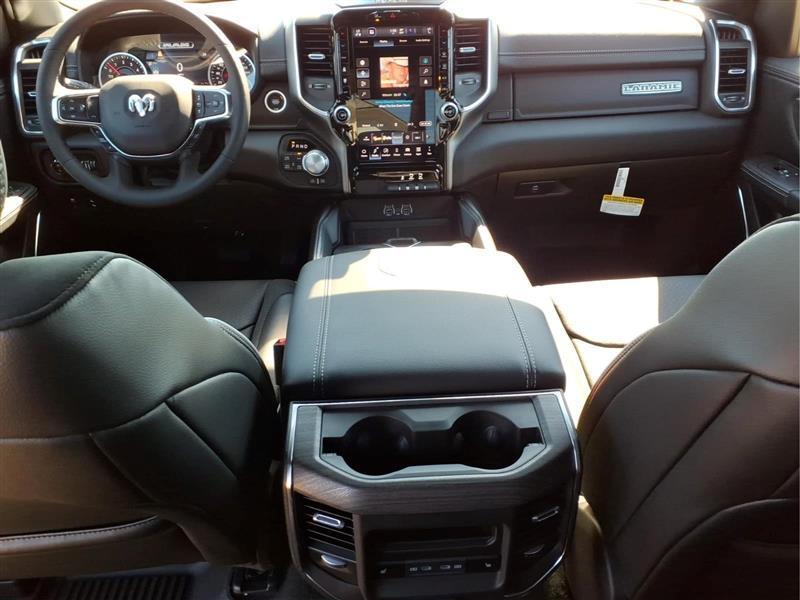 RAM 1500 Laramie Crew Cab SWB 4WD 2027