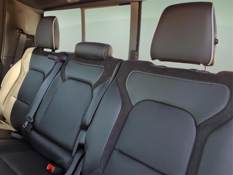 RAM 1500 Laramie Crew Cab SWB 4WD 2027