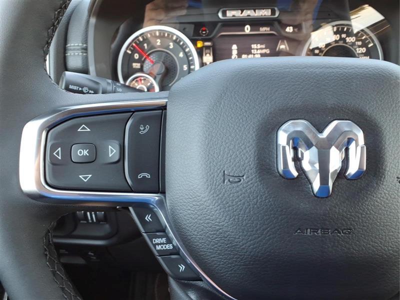 RAM 1500 Laramie Crew Cab SWB 4WD 2027