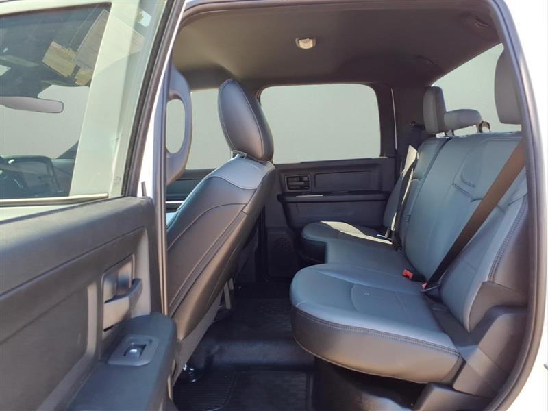 RAM 3500 Crew Cab 4WD DRW 2027
