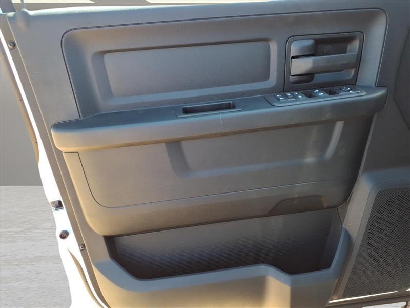 RAM 3500 Crew Cab 4WD DRW 2027