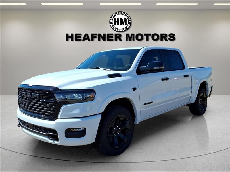 RAM 1500 Big Horn Crew Cab SWB 4WD 2027