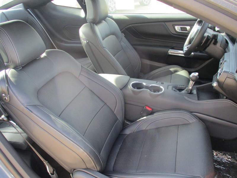 Ford Mustang GT Premium Coupe 2025