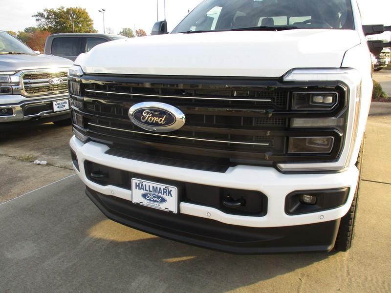 2026 Ford F-250 Platinum photo 3