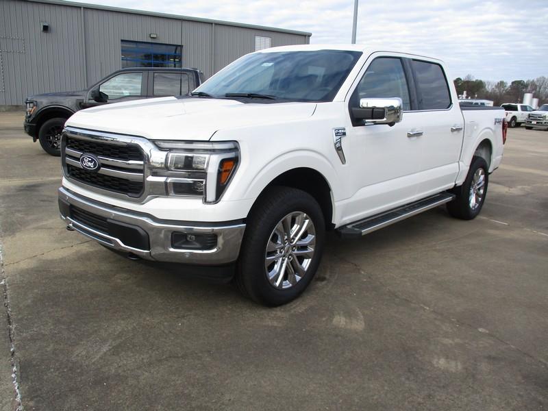 Ford F-150 Lariat SuperCrew 4WD 2025