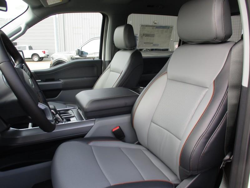 Ford F-150 Lariat SuperCrew 4WD 2025