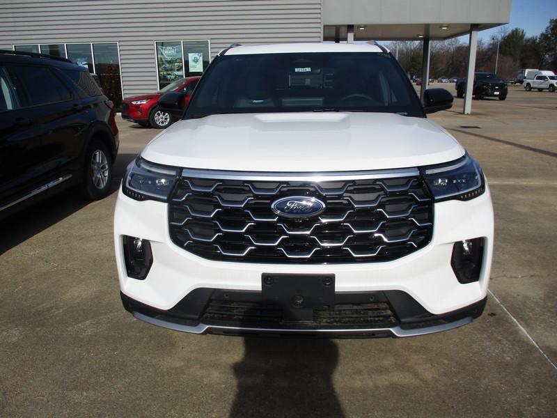 Ford Explorer Platinum 2026