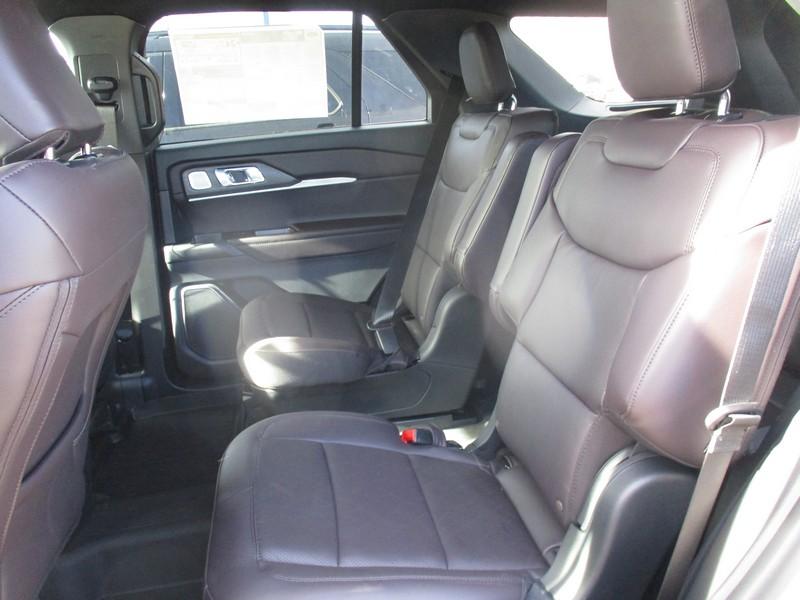 Ford Explorer Platinum 2026