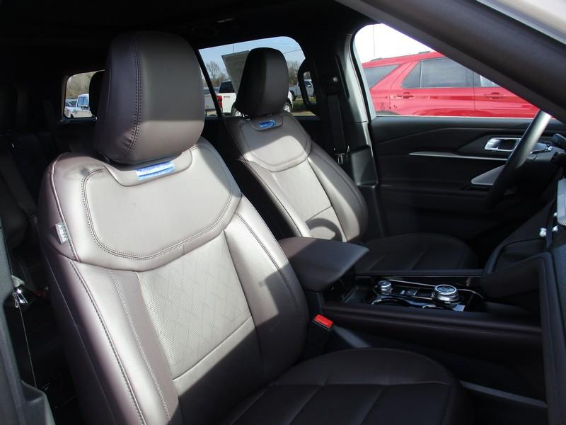 Ford Explorer Platinum 2026