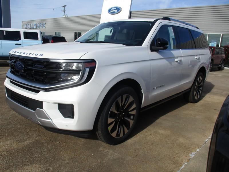 Ford Expedition Platinum 4WD 2025