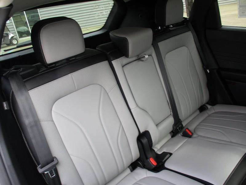 Ford Escape Platinum AWD 2026