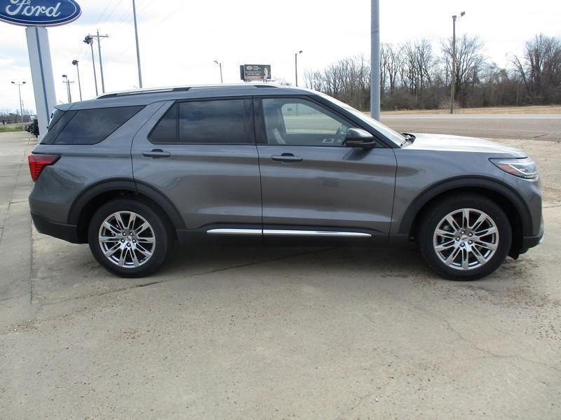 Ford Explorer Platinum 2026