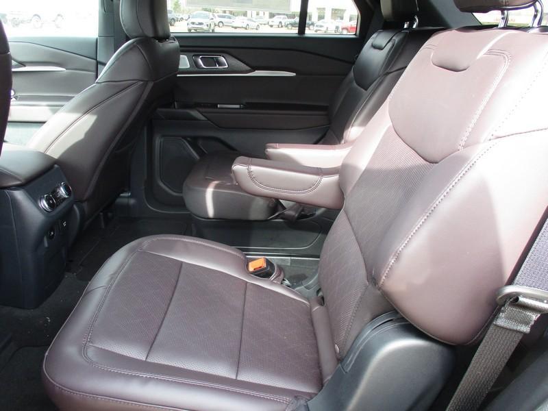 Ford Explorer Platinum 2026