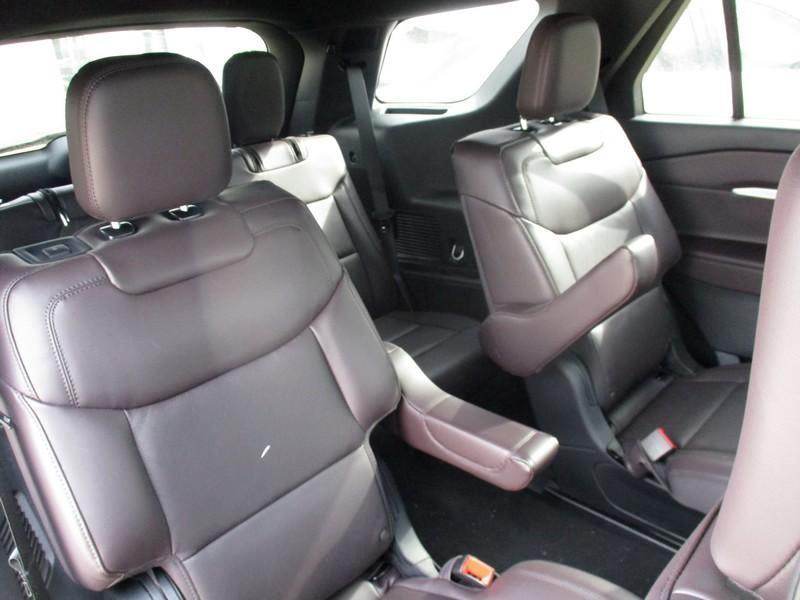 Ford Explorer Platinum 2026