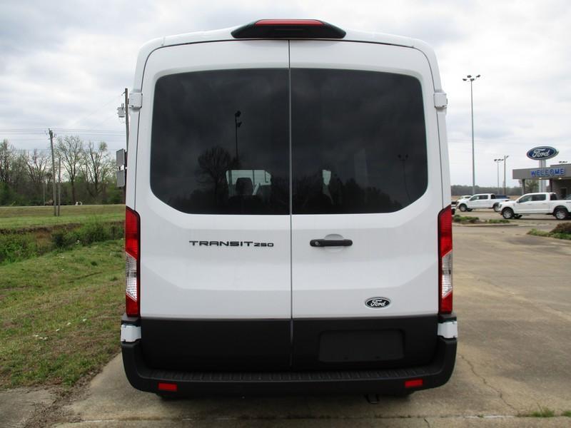 Ford Transit 250 Van 2026