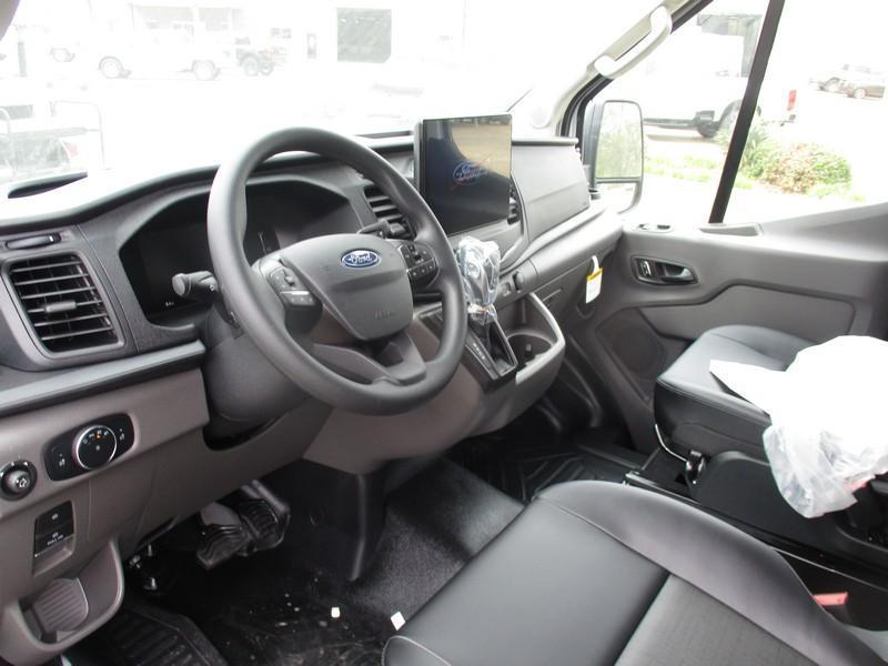 Ford Transit 250 Van 2026