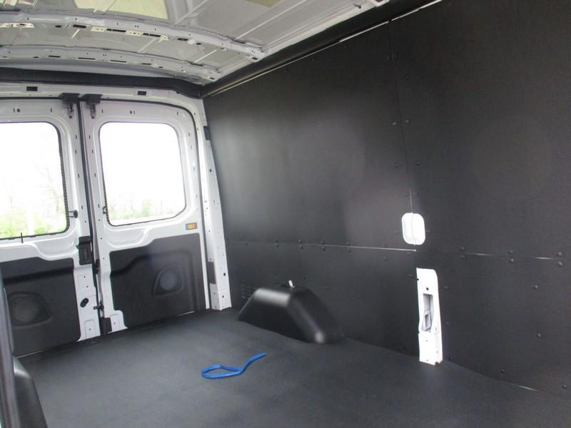 Ford Transit 250 Van 2026