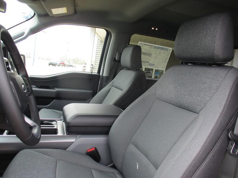 Ford F-150 XLT SuperCrew 4WD 2026