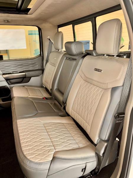 Ford F-150 Platinum SuperCrew 4WD 2026