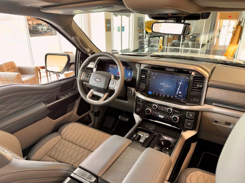 Ford F-150 Platinum SuperCrew 4WD 2026