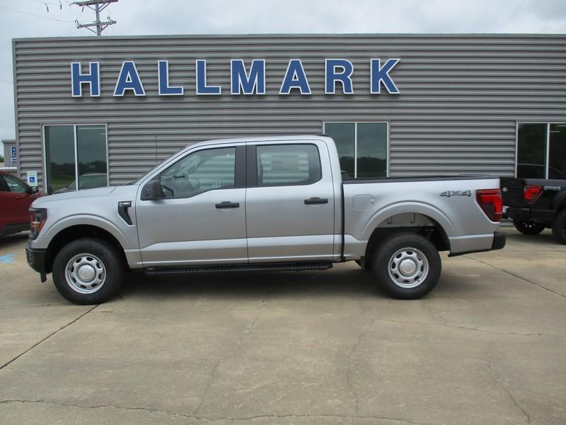 Ford F-150 XL SuperCrew 4WD 2026