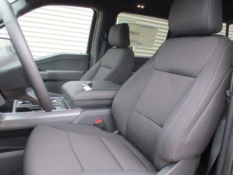 Ford F-150 XLT SuperCrew 4WD 2026