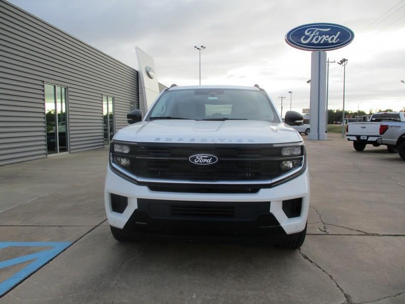 Ford Expedition MAX Platinum 2027