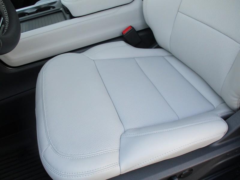 Ford Expedition MAX Platinum 2027