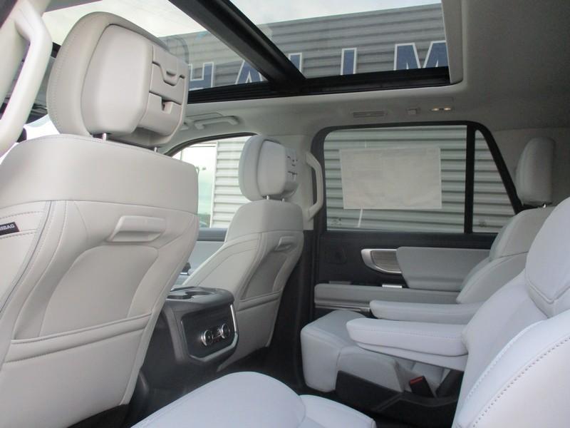 Ford Expedition MAX Platinum 2027