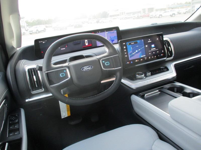 Ford Expedition MAX Platinum 2027