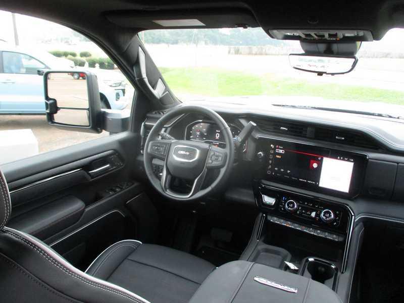 2025 Gmc Sierra HD AT4X photo 23