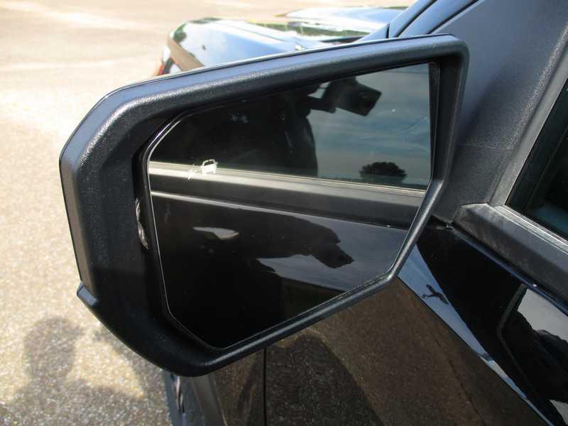 GMC Canyon AT4 Crew Cab 4WD 2025 GMC Canyon AT4 Crew Cab 4WD 2025