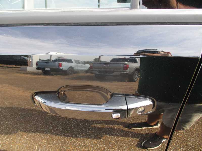 GMC Canyon AT4 Crew Cab 4WD 2025 GMC Canyon AT4 Crew Cab 4WD 2025