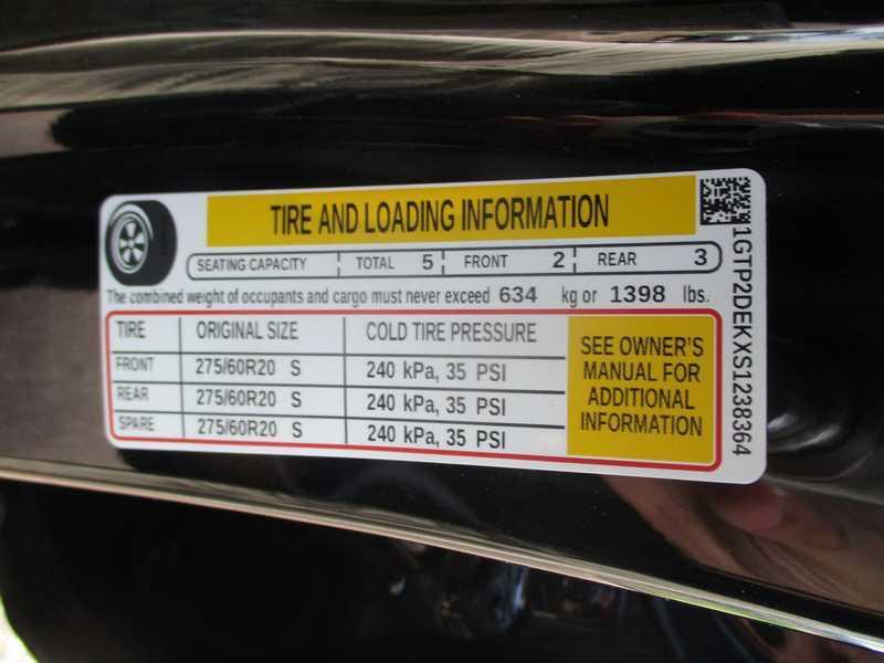GMC Canyon AT4 Crew Cab 4WD 2025 GMC Canyon AT4 Crew Cab 4WD 2025