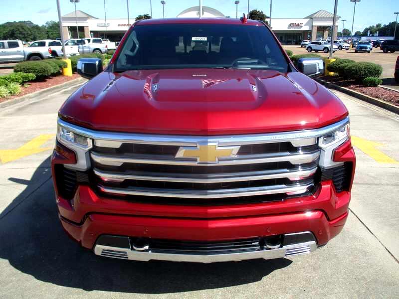 Chevrolet Silverado 1500 High Country Crew Cab 4WD 2025 Chevrolet Silverado 1500 High Country Crew Cab 4WD 2025