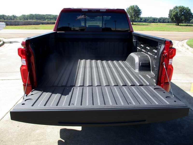 Chevrolet Silverado 1500 High Country Crew Cab 4WD 2025 Chevrolet Silverado 1500 High Country Crew Cab 4WD 2025