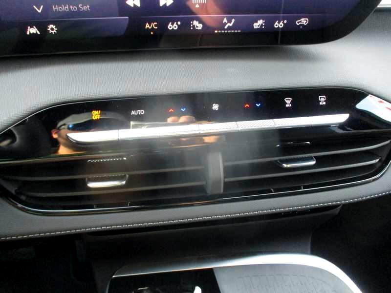 Buick Enclave 4dr Sport Touring 2026 Buick Enclave 4dr Sport Touring 2026