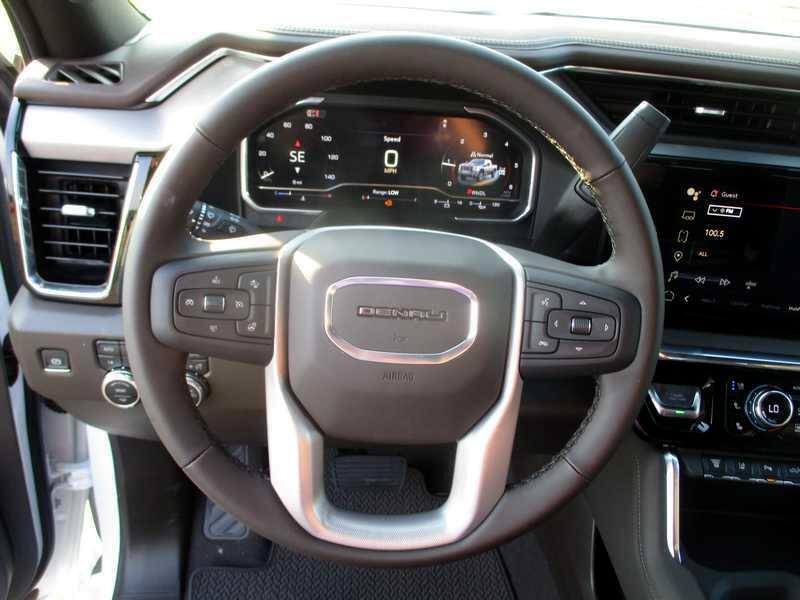 GMC Sierra 2500HD Denali Crew Cab 4WD SB 2025 GMC Sierra 2500HD Denali Crew Cab 4WD SB 2025