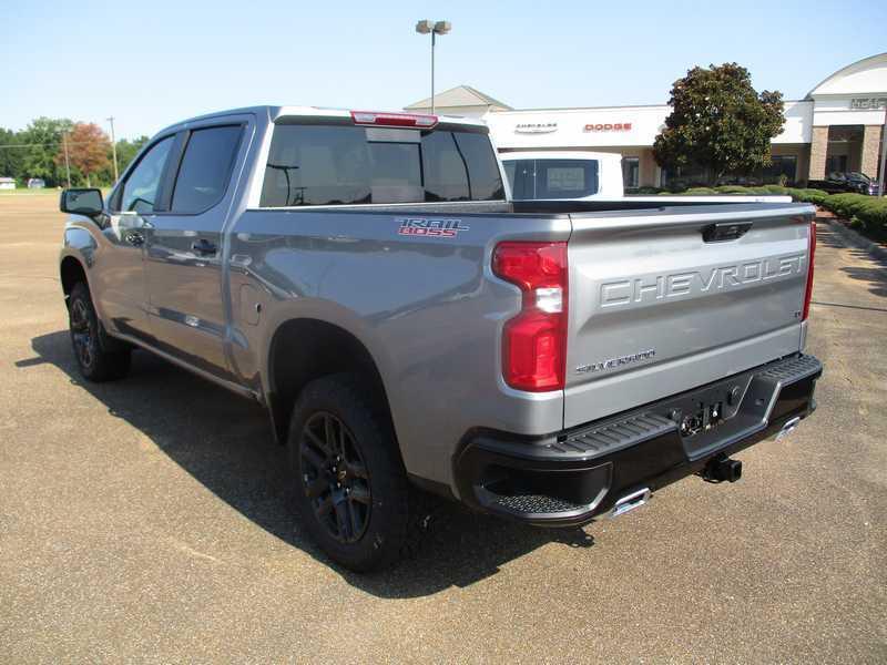 Chevrolet Silverado 1500 Trail Boss LT Crew Cab 4WD 2025 Chevrolet Silverado 1500 Trail Boss LT Crew Cab 4WD 2025
