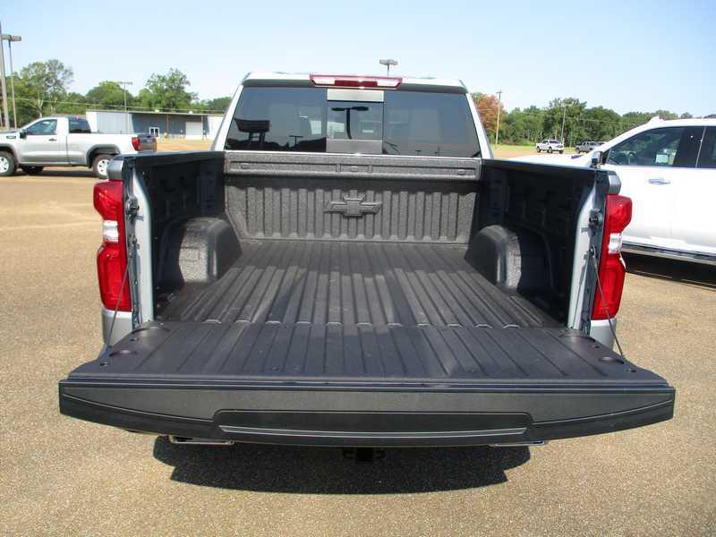 Chevrolet Silverado 1500 Trail Boss LT Crew Cab 4WD 2025 Chevrolet Silverado 1500 Trail Boss LT Crew Cab 4WD 2025