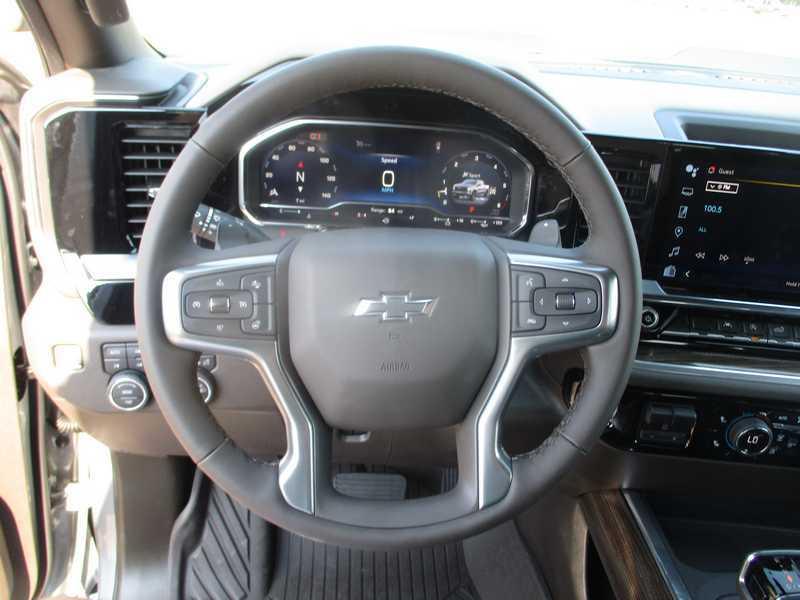Chevrolet Silverado 1500 Trail Boss LT Crew Cab 4WD 2025 Chevrolet Silverado 1500 Trail Boss LT Crew Cab 4WD 2025