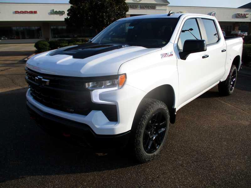 Chevrolet Silverado 1500 Trail Boss LT Crew Cab 4WD 2025 Chevrolet Silverado 1500 Trail Boss LT Crew Cab 4WD 2025