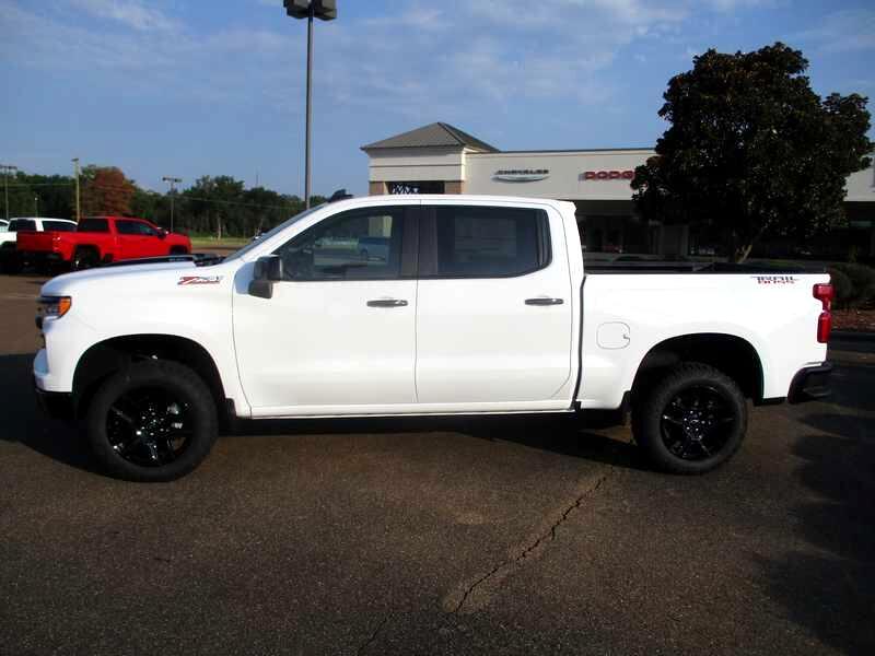 Chevrolet Silverado 1500 Trail Boss LT Crew Cab 4WD 2025 Chevrolet Silverado 1500 Trail Boss LT Crew Cab 4WD 2025