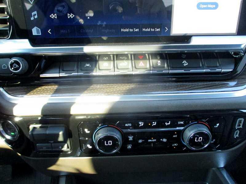 Chevrolet Silverado 1500 Trail Boss LT Crew Cab 4WD 2025 Chevrolet Silverado 1500 Trail Boss LT Crew Cab 4WD 2025