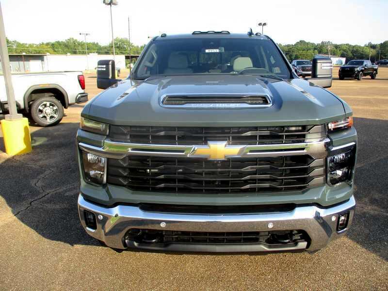 Chevrolet Silverado 2500HD LT Crew Cab Long Box 4WD 2025 Chevrolet Silverado 2500HD LT Crew Cab Long Box 4WD 2025