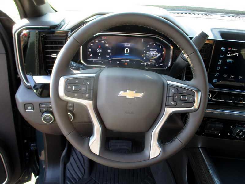 Chevrolet Silverado 2500HD LT Crew Cab Long Box 4WD 2025 Chevrolet Silverado 2500HD LT Crew Cab Long Box 4WD 2025