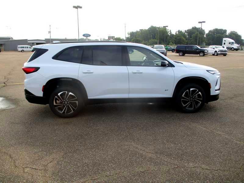 Buick Enclave Sport Touring FWD 2026 Buick Enclave Sport Touring FWD 2026