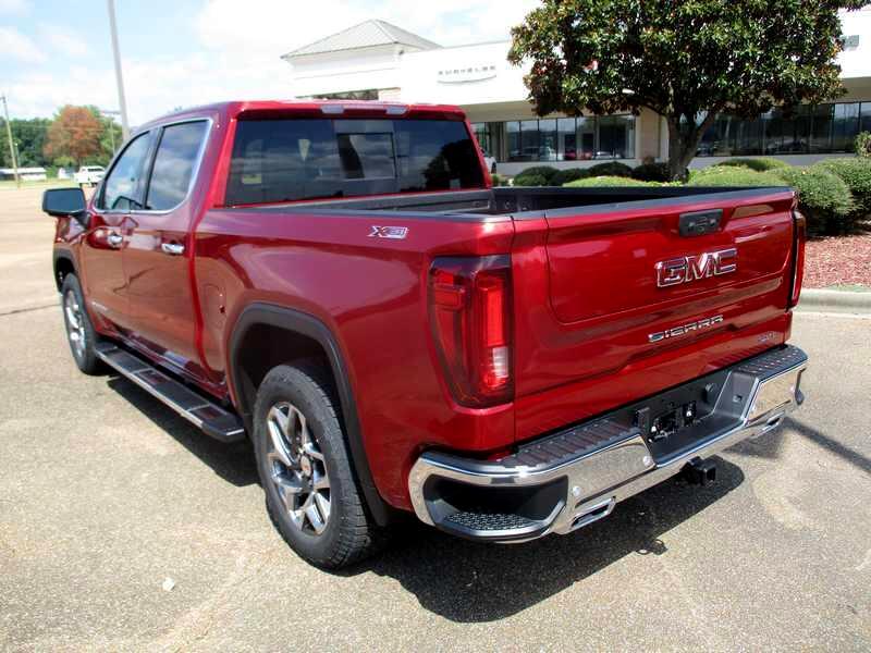 GMC Sierra 1500 SLT Crew Cab 4WD 2026 GMC Sierra 1500 SLT Crew Cab 4WD 2026
